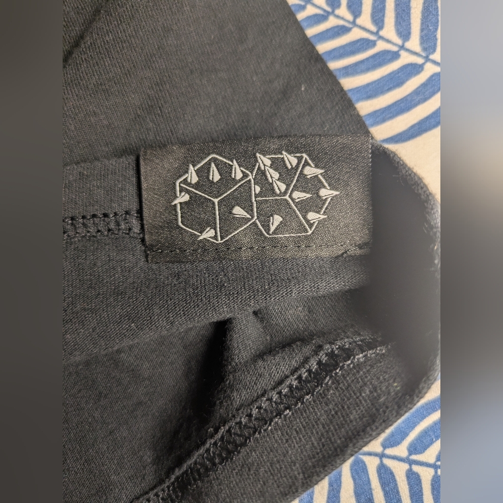 Rebel8 Men's Black Graphic Tee with Intricate Design - Picture 5 of 6